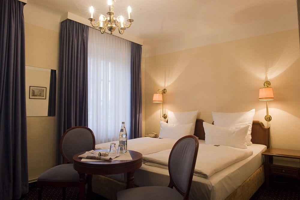 המבורג Hotel Fuerst Bismarck מראה חיצוני תמונה