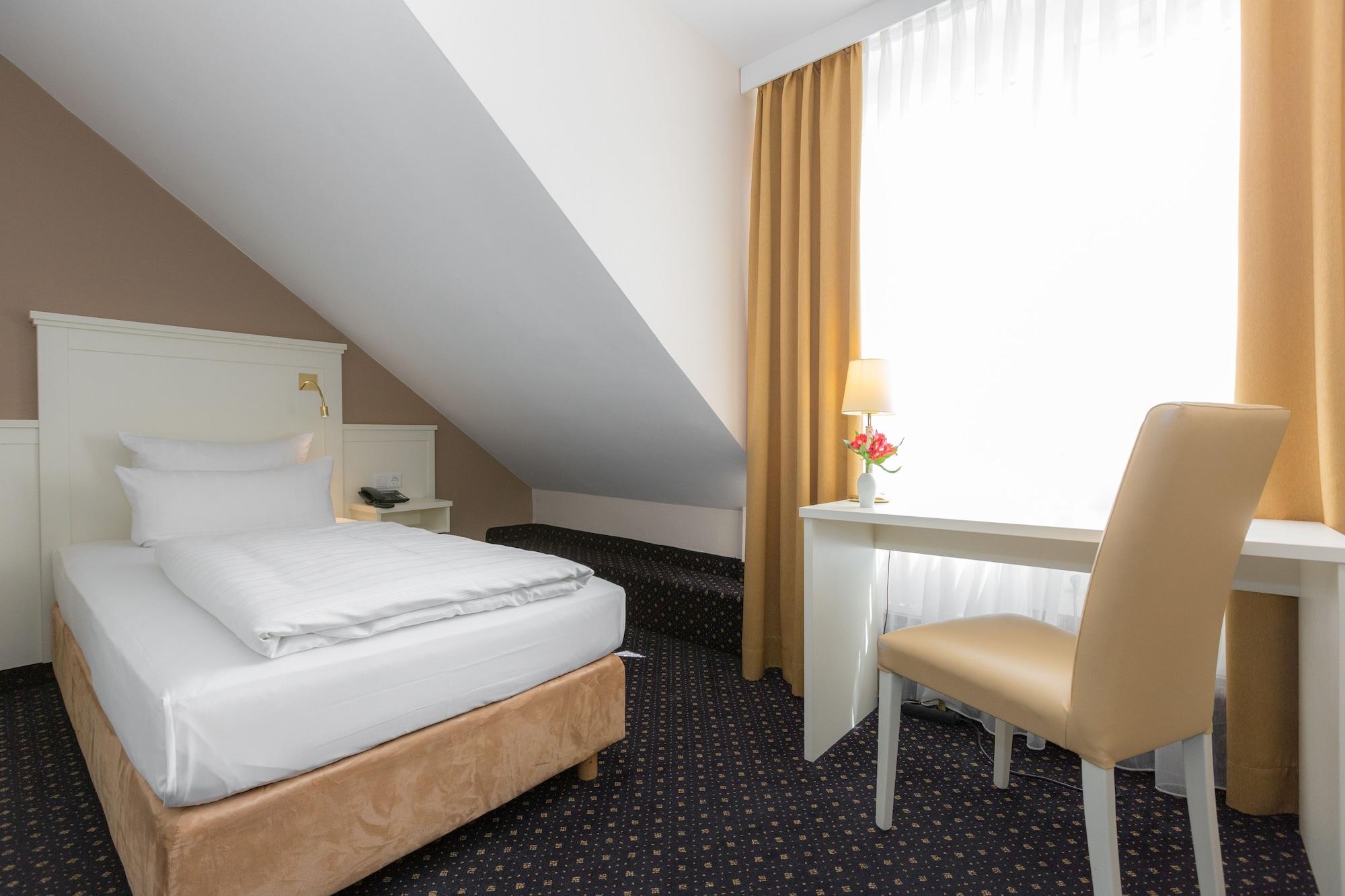המבורג Hotel Fuerst Bismarck מראה חיצוני תמונה