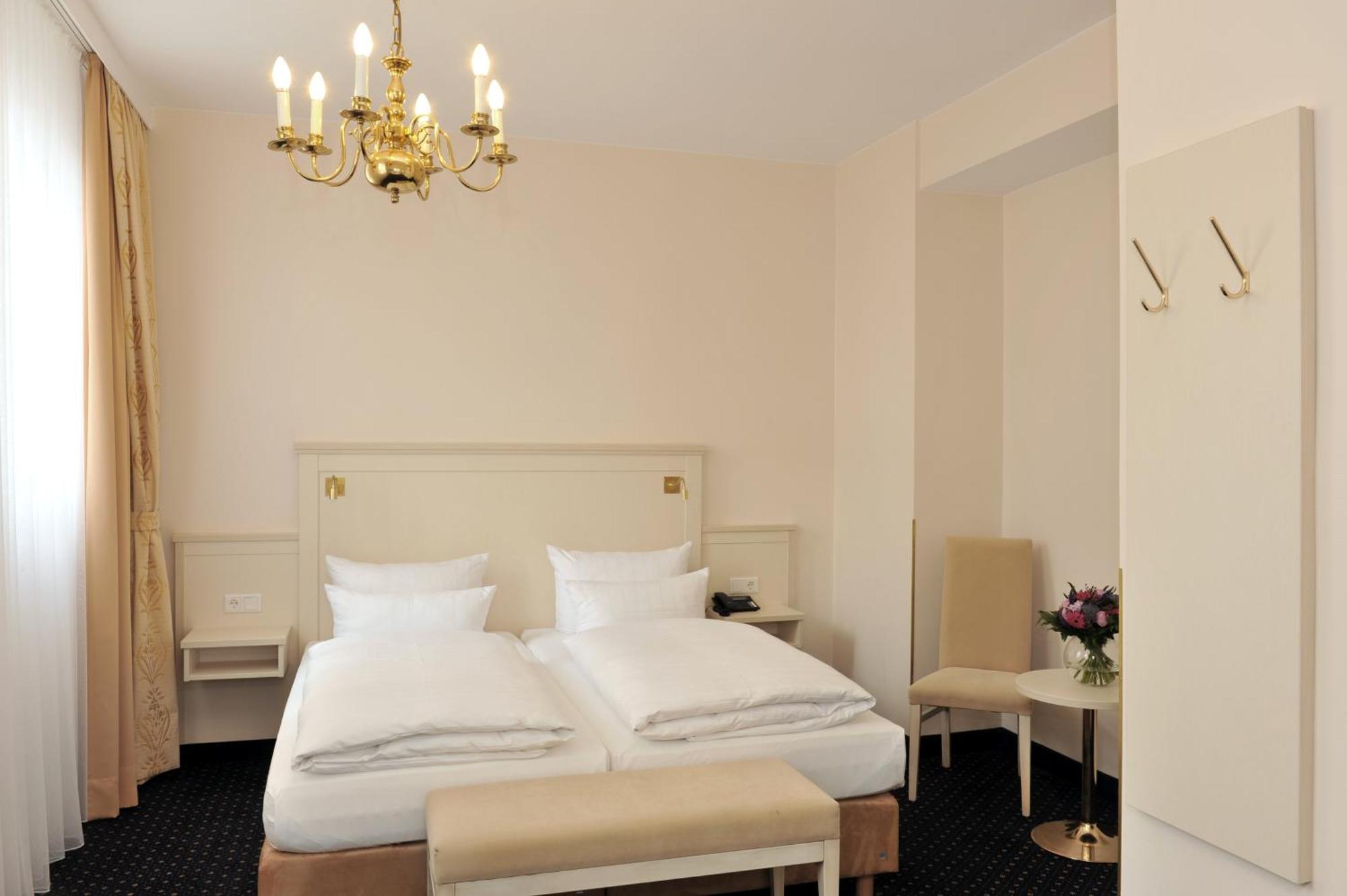 המבורג Hotel Fuerst Bismarck חדר תמונה