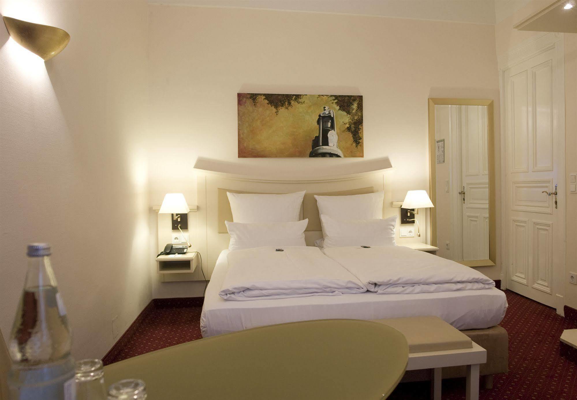 המבורג Hotel Fuerst Bismarck מראה חיצוני תמונה